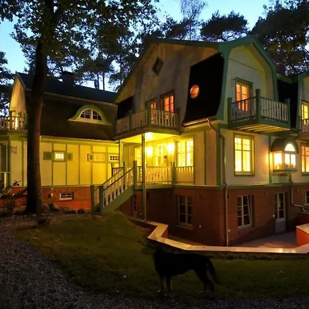 Victoria, Schwan 아파트